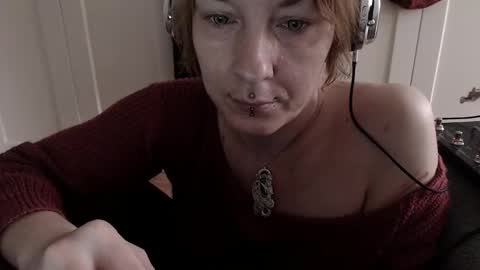 Ifk Donkeys online show from 11-30-25, 08:29