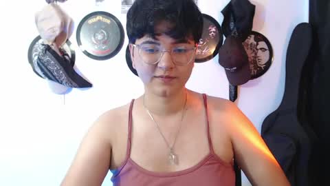 Sophie online show from 05-13-26, 01:58