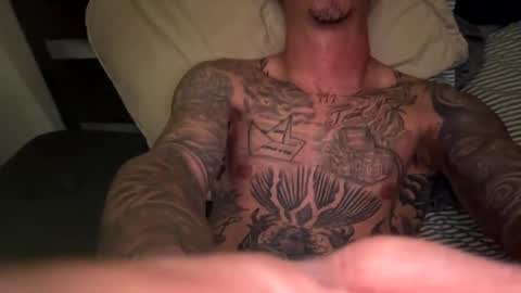 Snapshot of imallyours232323 chatting on 10-12-25, 04:00 imallyours232323 online show from 10-12-25, 04:00