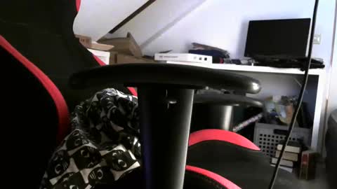 Snapshot of imaqtipie chatting on 09-22-25, 08:44 Marv online show from 09-22-25, 08:44