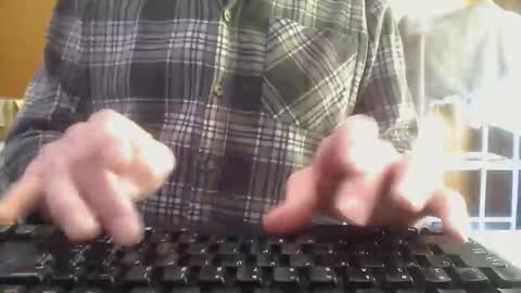 Snapshot of imaussiechris chatting on 02-22-26, 11:25 Aussie Guy online show from 02-22-26, 11:25