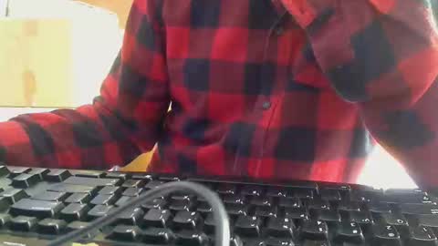 Aussie Guy online show from 05-04-26, 01:12