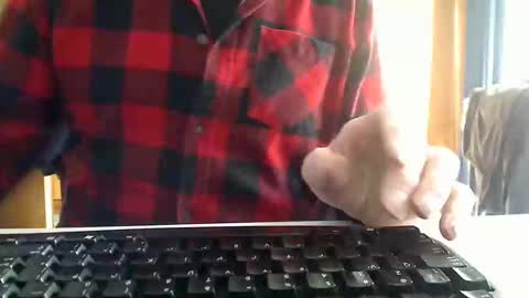 Aussie Guy online show from 05-18-26, 12:40