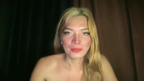 Snapshot of imjustasluttyintownxxx chatting on 03-13-26, 05:19 Mika online show from 03-13-26, 05:19