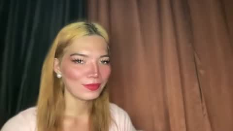 Snapshot of imjustasluttyintownxxx chatting on 03-19-26, 06:39 Mika online show from 03-19-26, 06:39