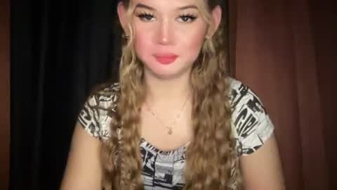 Snapshot of imjustasluttyintownxxx chatting on 03-29-26, 09:26 Mika online show from 03-29-26, 09:26