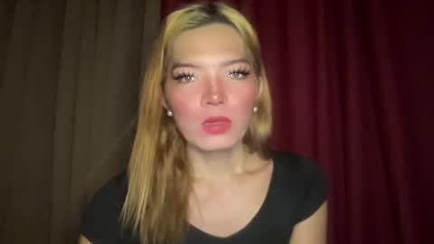 Snapshot of imjustasluttyintownxxx chatting on 04-03-26, 06:00 Mika online show from 04-03-26, 06:00