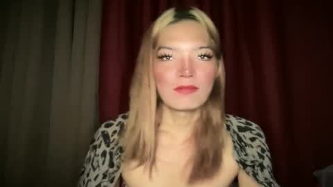 Snapshot of imjustasluttyintownxxx chatting on 04-14-26, 07:03 Mika online show from 04-14-26, 07:03