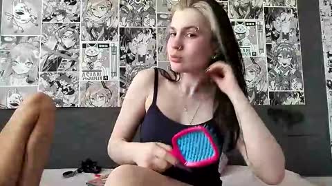 Snapshot of immortal_fuckers chatting on 03-25-26, 08:09 Sam and Jen online show from 03-25-26, 08:09