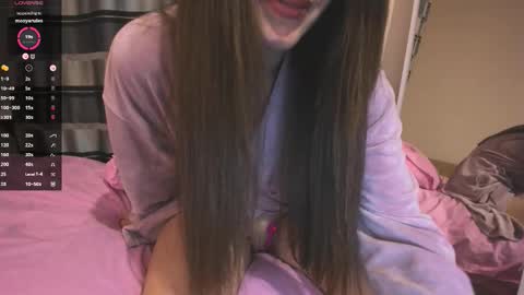 Siri online show from 12-04-25, 06:38