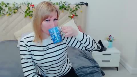 incredible_ariela online show from 03-07-26, 08:11