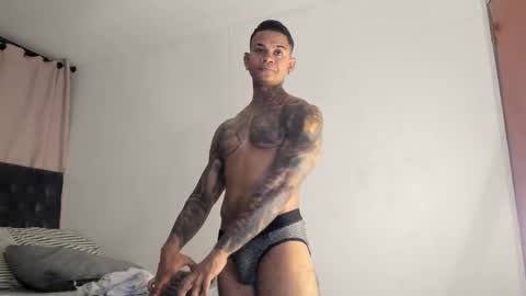 Snapshot of independent_project chatting on 02-26-25, 09:10 Jacobo online show from 02-26-25, 09:10