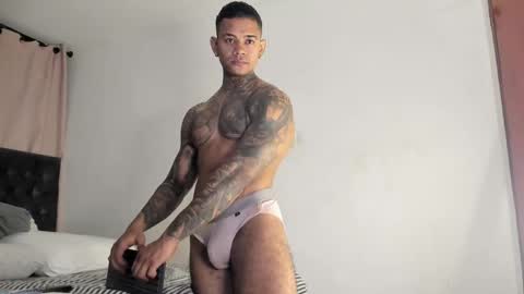 Snapshot of independent_project chatting on 03-06-25, 03:02 Jacobo online show from 03-06-25, 03:02