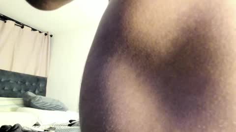 Snapshot of independent_project chatting on 03-11-25, 06:00 Jacobo online show from 03-11-25, 06:00