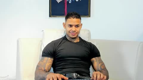 Snapshot of independent_project chatting on 09-14-25, 06:45 Jacobo online show from 09-14-25, 06:45