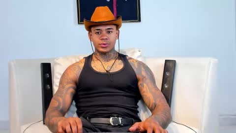 Snapshot of independent_project chatting on 11-04-25, 08:46 Jacobo online show from 11-04-25, 08:46