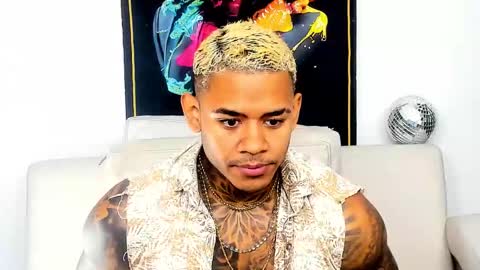 Snapshot of independent_project chatting on 12-04-25, 07:17 Jacobo online show from 12-04-25, 07:17