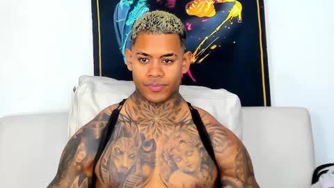 Snapshot of independent_project chatting on 01-06-26, 10:52 Jacobo online show from 01-06-26, 10:52