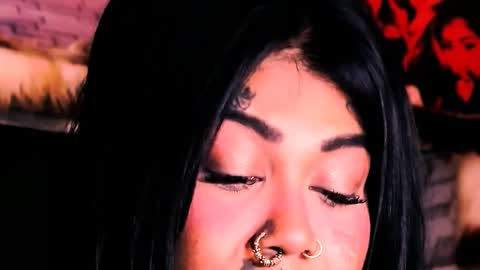 Snapshot of indian_dreamgirl chatting on 04-28-26, 11:04 Bella Ambrosia online show from 04-28-26, 11:04