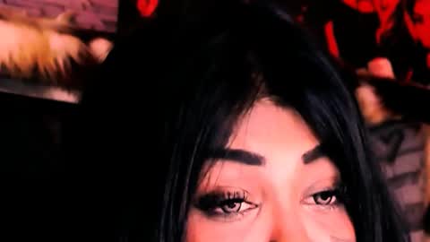 Snapshot of indian_dreamgirl chatting on 05-11-26, 03:07 Bella Ambrosia online show from 05-11-26, 03:07