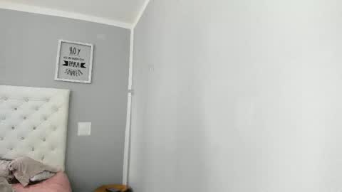 Exclusive Content   online show from 04-12-26, 04:12