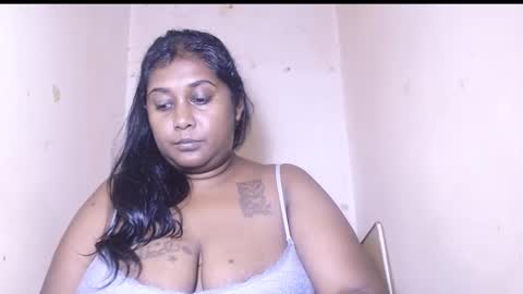 Snapshot of indiancoco chatting on 05-04-26, 06:37 candice online show from 05-04-26, 06:37