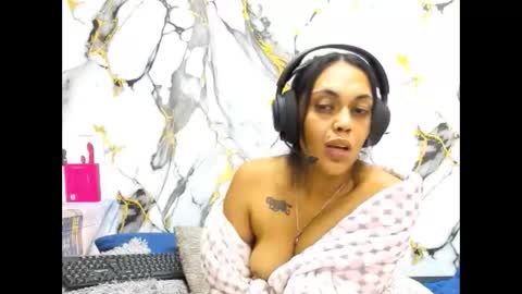 Lia online show from 06-02-26, 05:48