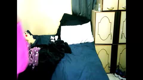indianpleasures21 online show from 05-17-26, 07:10