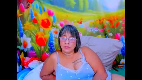 indianroxy27 online show from 05-28-26, 07:11