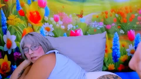 Snapshot of indianroxy27 chatting on 06-13-26, 10:51 indianroxy27 online show from 06-13-26, 10:51