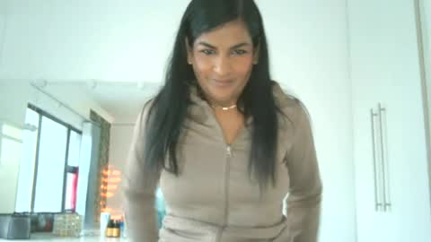 rani online show from 06-18-26, 05:08