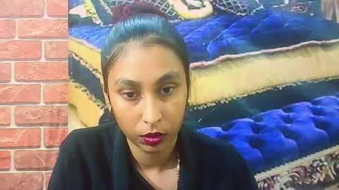 Snapshot of indiansexybutt4u2luv chatting on 06-19-26, 05:23 indiansexybutt4u2luv online show from 06-19-26, 05:23