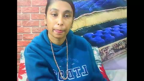Snapshot of indiansexybutt4u2luv chatting on 06-22-26, 05:26 indiansexybutt4u2luv online show from 06-22-26, 05:26