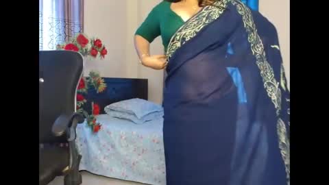 tina online show from 11-18-25, 05:12