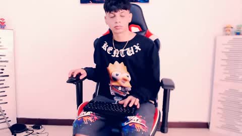 matias online show from 05-11-26, 04:04