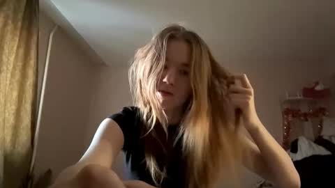 Snapshot of inespacheco chatting on 03-23-26, 02:10 Sofia online show from 03-23-26, 02:10