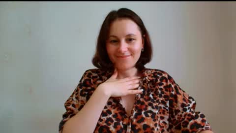 Snapshot of inessa_beauty chatting on 07-14-26, 10:21 Inessa online show from 07-14-26, 10:21