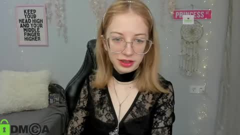 Snapshot of inferno_mia chatting on 03-28-26, 01:33 Mia online show from 03-28-26, 01:33