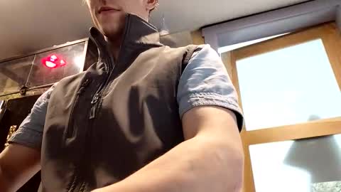 sir. Grummps online show from 04-25-26, 08:06