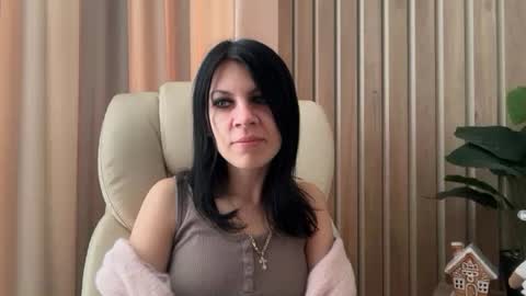 Snapshot of injaathome chatting on 01-12-26, 06:51 InjaAtHome online show from 01-12-26, 06:51