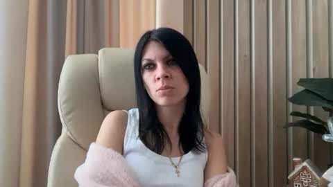 Snapshot of injaathome chatting on 01-15-26, 07:24 InjaAtHome online show from 01-15-26, 07:24