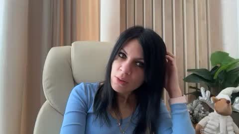 Snapshot of injaathome chatting on 02-17-26, 07:05 InjaAtHome online show from 02-17-26, 07:05