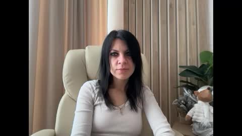 Snapshot of injaathome chatting on 02-26-26, 07:40 InjaAtHome online show from 02-26-26, 07:40