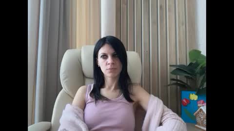 Snapshot of injaathome chatting on 03-13-26, 07:26 InjaAtHome online show from 03-13-26, 07:26