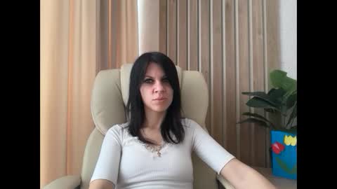 Snapshot of injaathome chatting on 03-30-26, 06:03 InjaAtHome online show from 03-30-26, 06:03