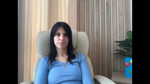 Snapshot of injaathome chatting on 04-15-26, 06:42 InjaAtHome online show from 04-15-26, 06:42