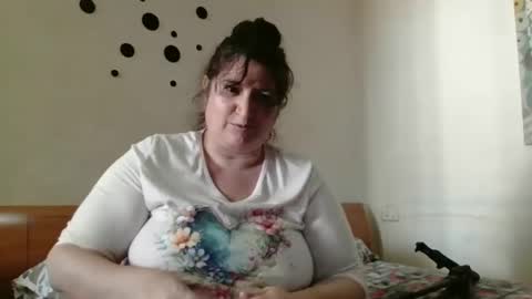 Snapshot of inna46_ chatting on 02-25-26, 10:25 inna46_ online show from 02-25-26, 10:25