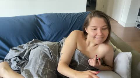 Snapshot of inner__light chatting on 07-29-26, 12:47 inner__light online show from 07-29-26, 12:47