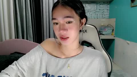 Reign online show from 03-26-26, 06:46