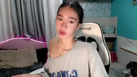 Reign online show from 04-19-26, 06:10